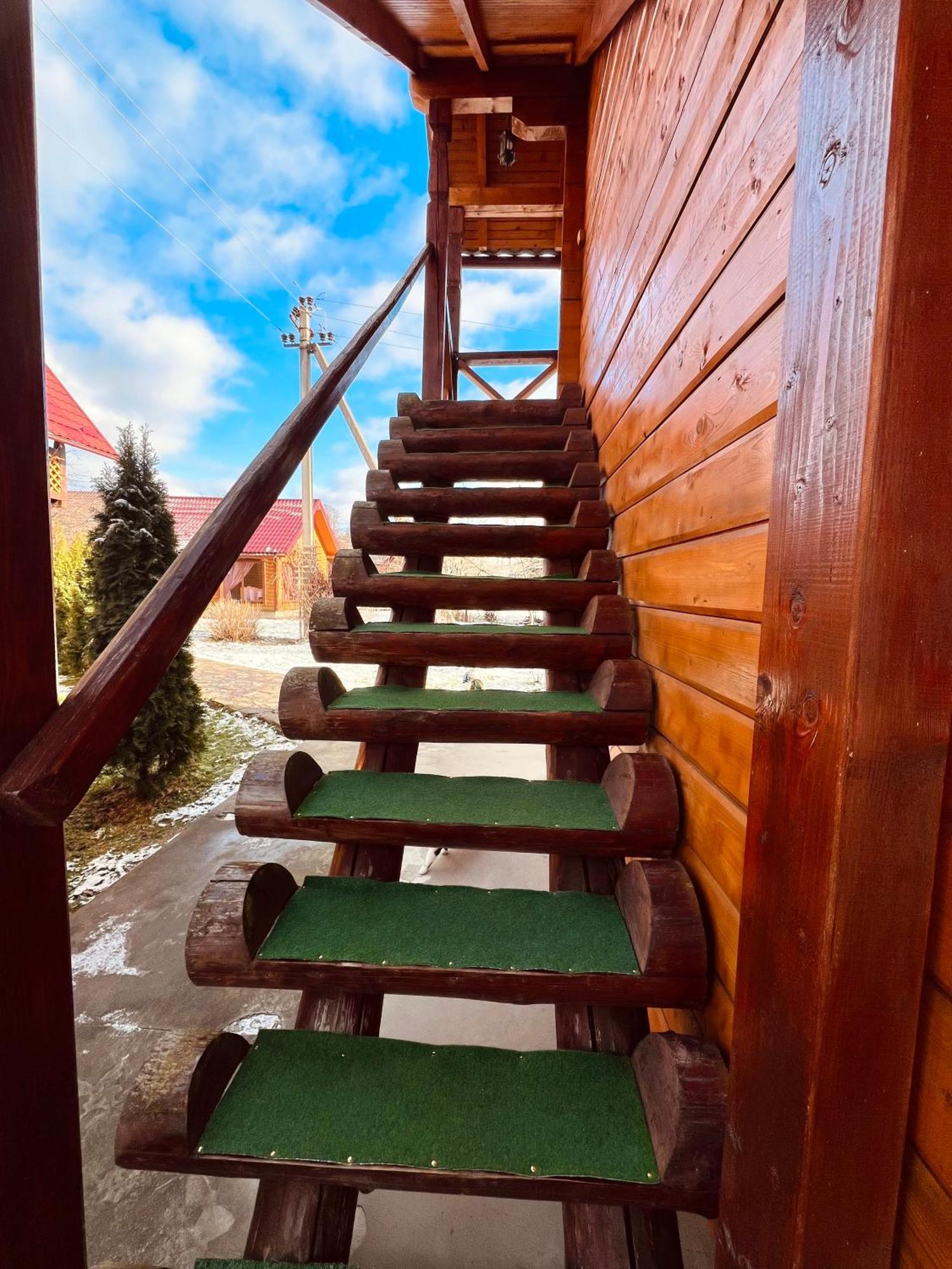 Котедж "У Бойка" Mîkulîciîn Exterior foto