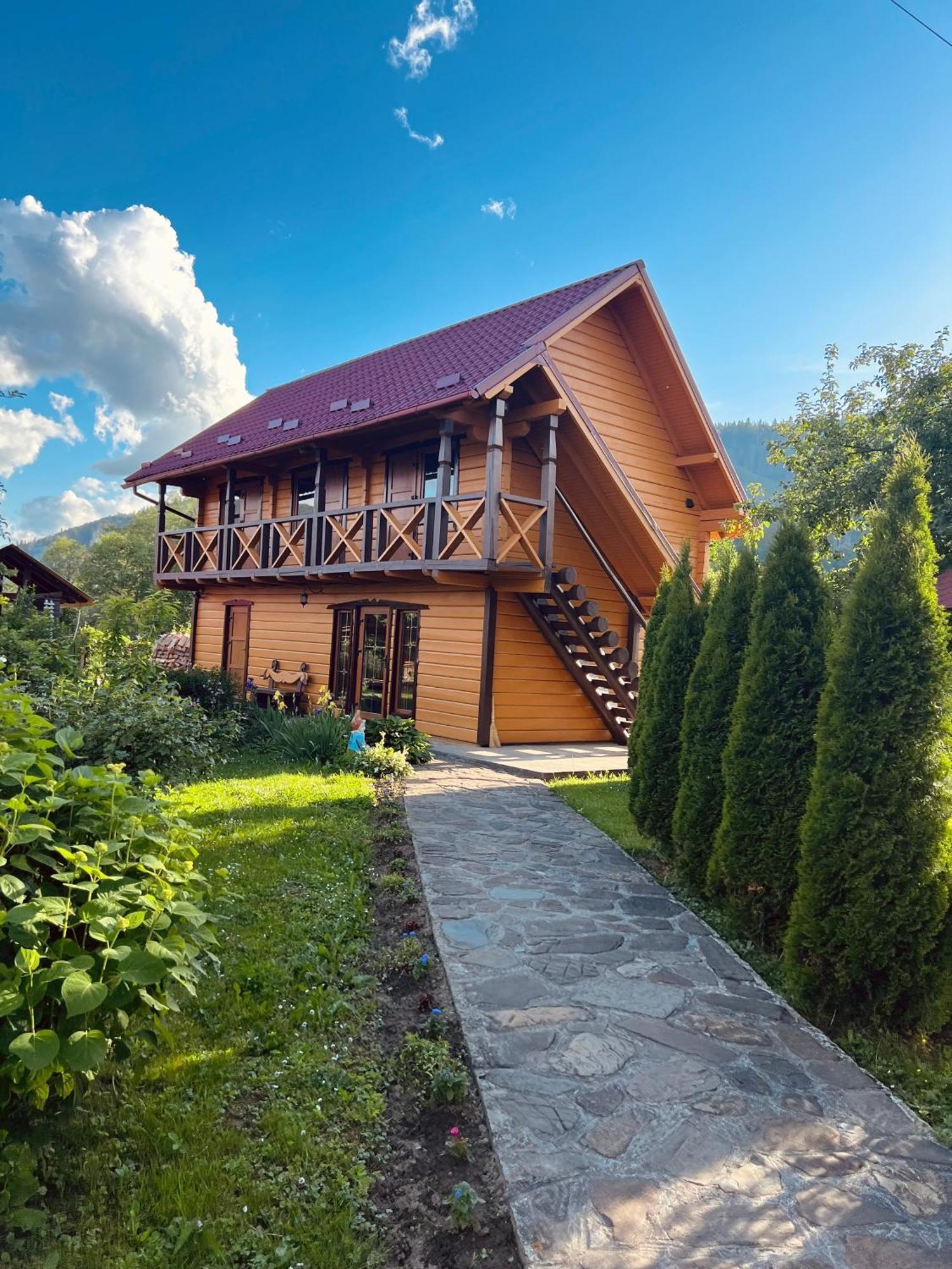 Котедж "У Бойка" Mîkulîciîn Exterior foto